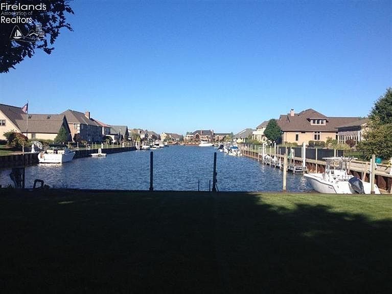 1st image of 709 Windward Cir