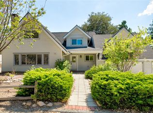 27535 Saint Bernard Ln, Lake Arrowhead, CA 92352