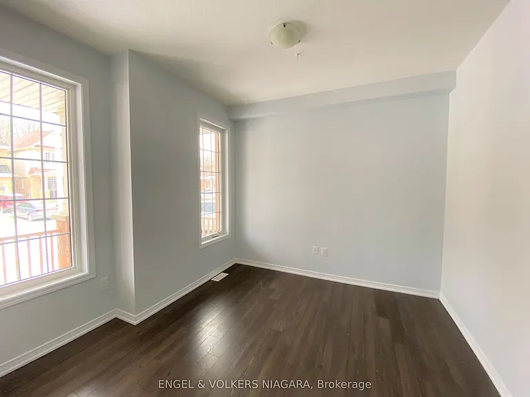 8576 Sweet Chestnut Dr — Photo 11