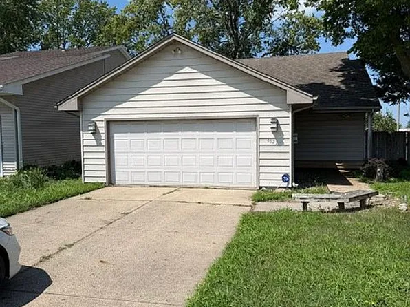 4522 84th St, Urbandale, IA 50322