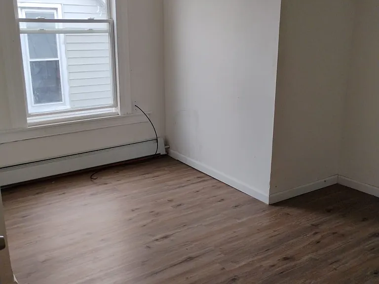150 Chestnut Ave #3 — Photo 9