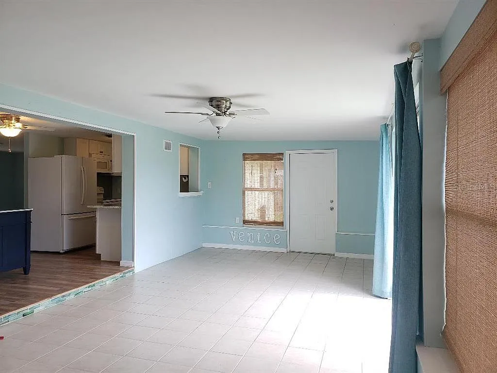 2 bed, 2.0 bath, 1368 sqft, $2,400 — Photo 4