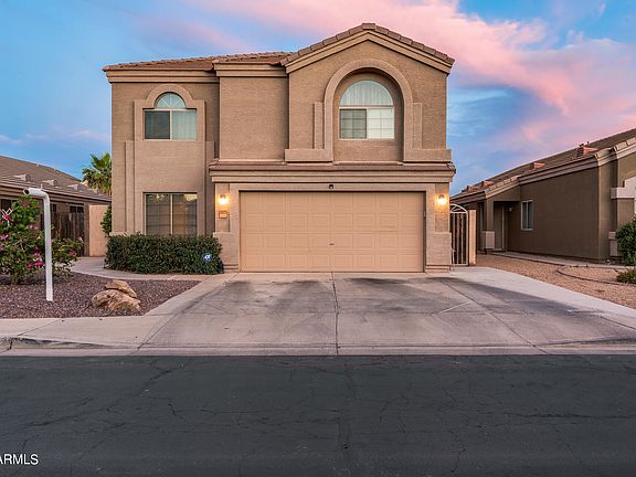 5th image of 12825 W Crocus Dr