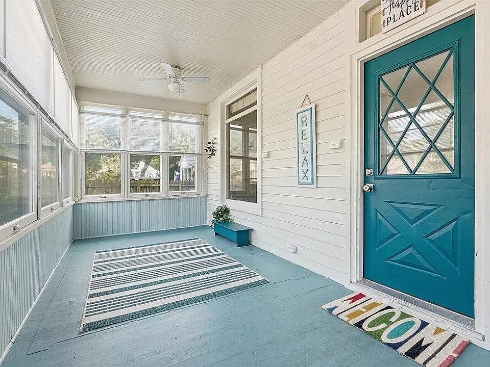 520 S 1st St
