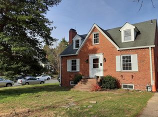 824 N Abingdon St, Arlington, VA 22203