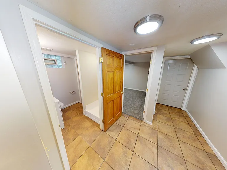 5312 Glenwood Avenue — Photo 6