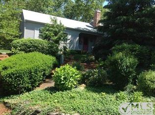 8 Levi Ln, Dennis, MA 02638