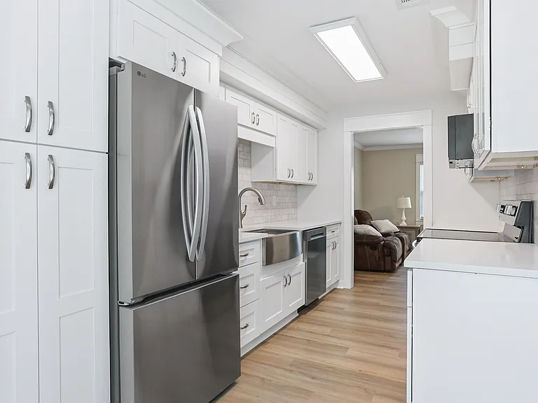 455 Mall Blvd #43 — Photo 13