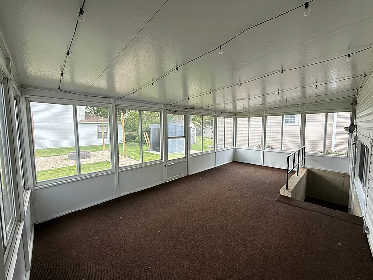 2305 N Williamsburg St — Photo 21