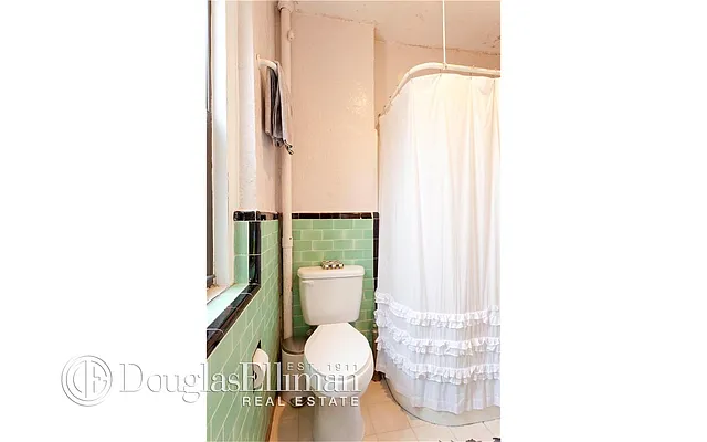 Rented by Douglas Elliman | media 3