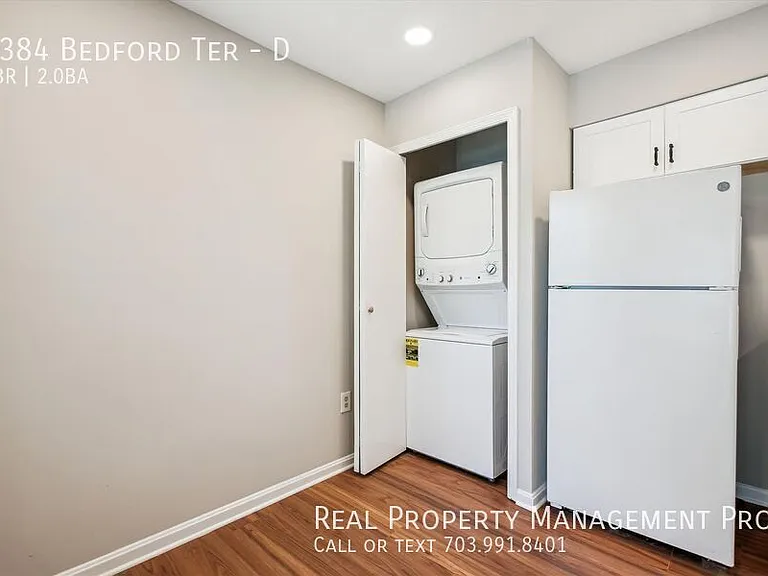 5384 Bedford Ter #D — Photo 10