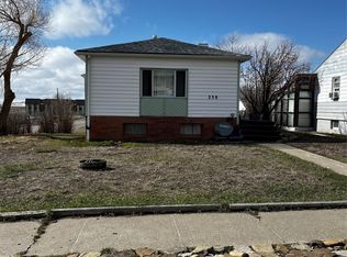 238 4th Ave SW, Cut Bank, MT 59427