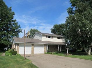 5921 Pilgrim Dr, Erie, PA
