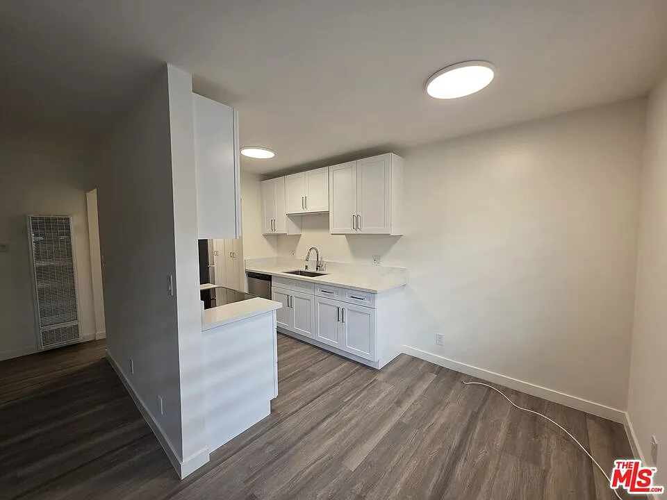 1433 Brockton Ave #4