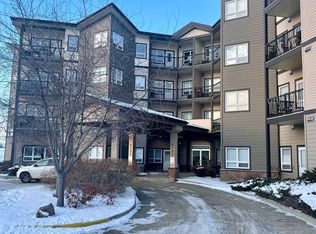 8702 Southfort Dr, Fort Saskatchewan, AB T8L4R6