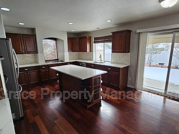 5th image of 19064 E Burlington Pl