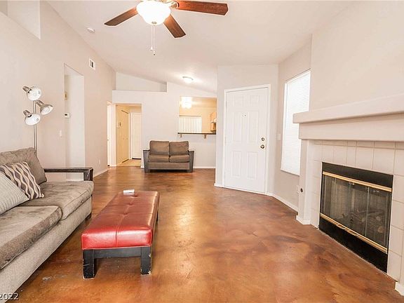 4th image of 5698 Roundrock Dr