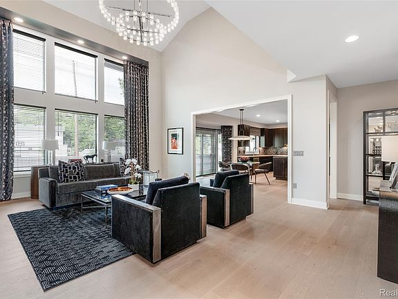 4th image of 2071 Kohli Dr