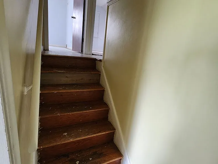1812 SW Pembroke Ln — Photo 10