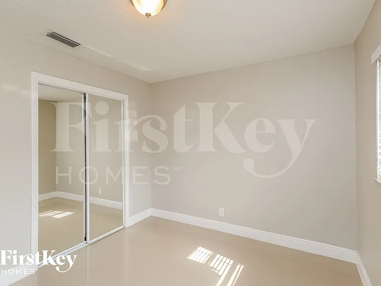 3631 NW 108th Dr — Photo 11