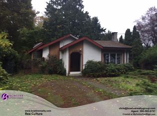 410 W Bluff Rd, Point Roberts, WA 98281