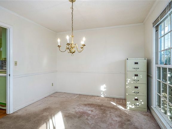 4th image of 3702 Sierra Dr