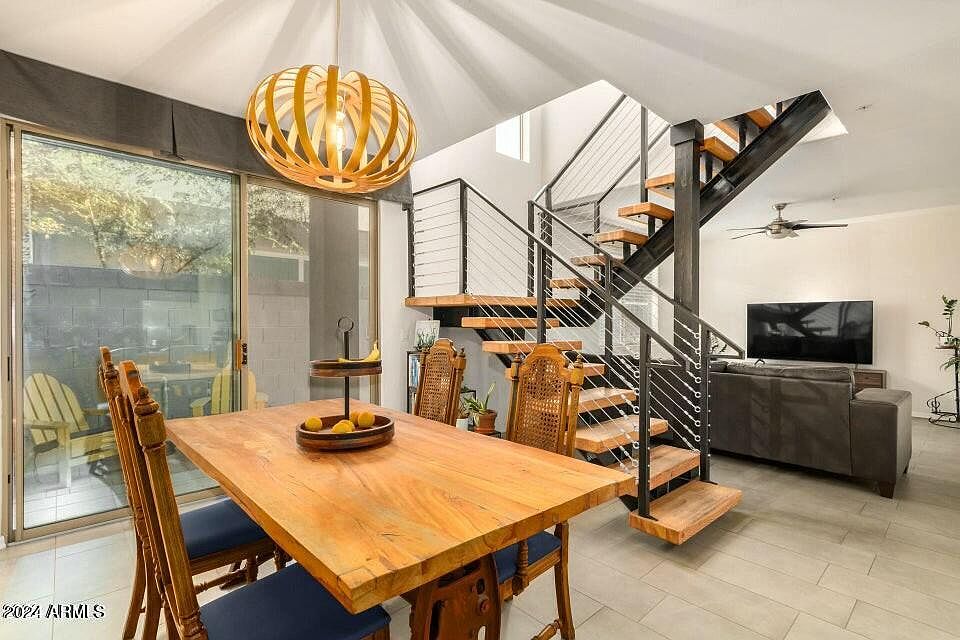 1st image of 2315 E Pinchot Avenue #129