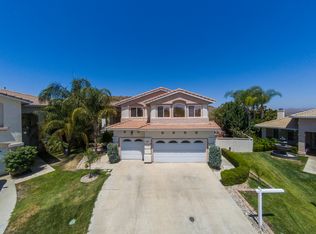 25 Corte Montena, Lake Elsinore, CA 92532