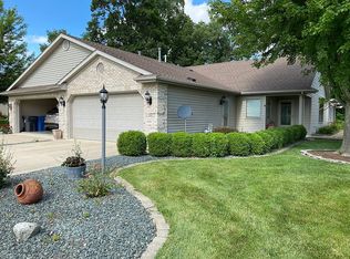 1843 E Inverness Cir, Columbia City, IN 46725