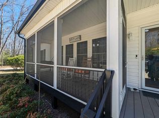 530 Highway 107, Mountain Rest, SC 29664