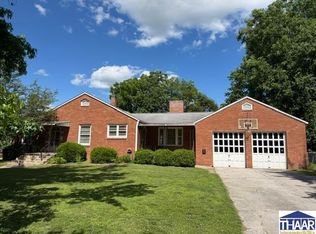 801 White St, Clay City, IN 47841