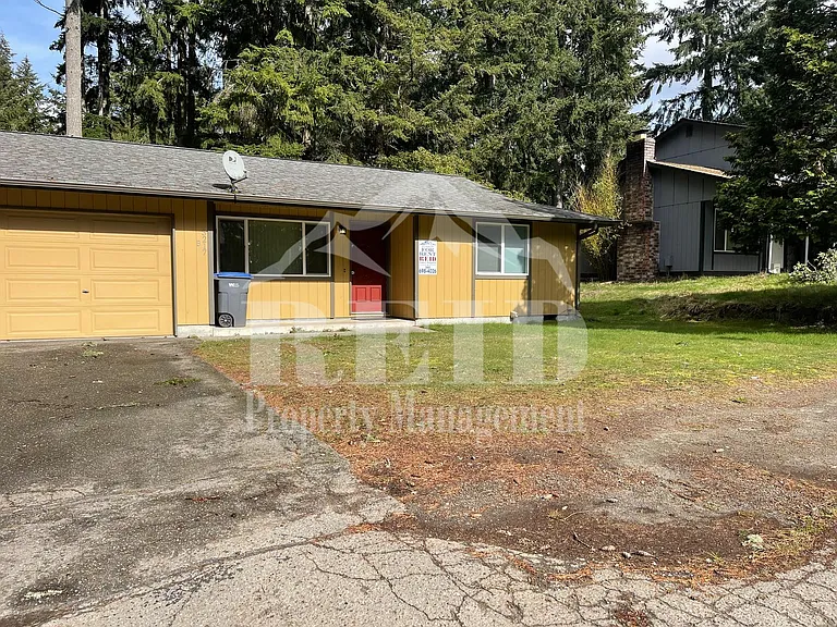 3217 SE Goldmaur Ct #B — Photo 1