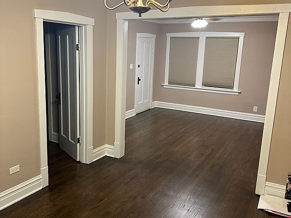 4th image of 5638 N Kedvale Ave #2