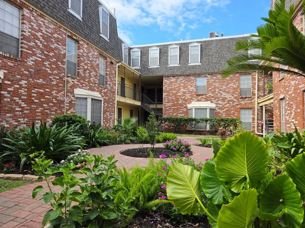 Beachside Villas, 217 Church St APT 201, Galveston, TX 77550