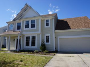 2048 Sunset Maple Ln, Chesapeake, VA 23323