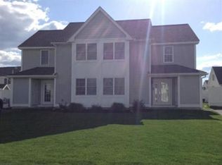 8-10 Murray Ln, Lowell, MA 01852