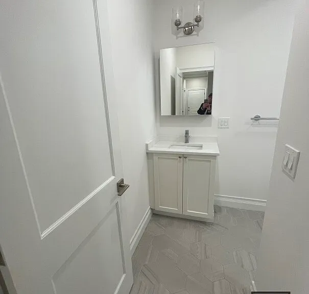 14 Mount Hood Rd #5 — Photo 4