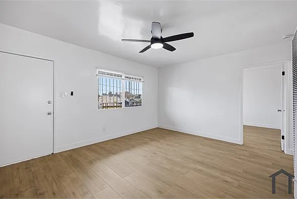 8414 S Figueroa St #5 — Photo 2