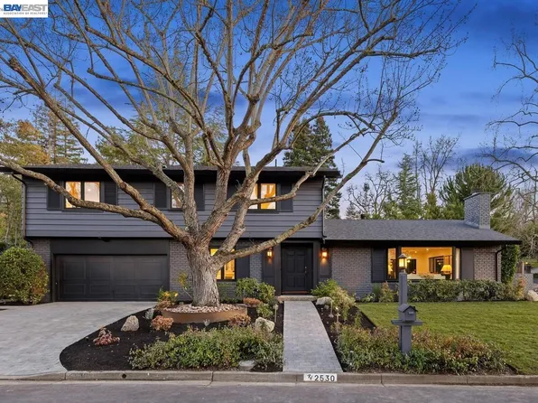 2530 Roundhill Dr, Alamo, CA 94507