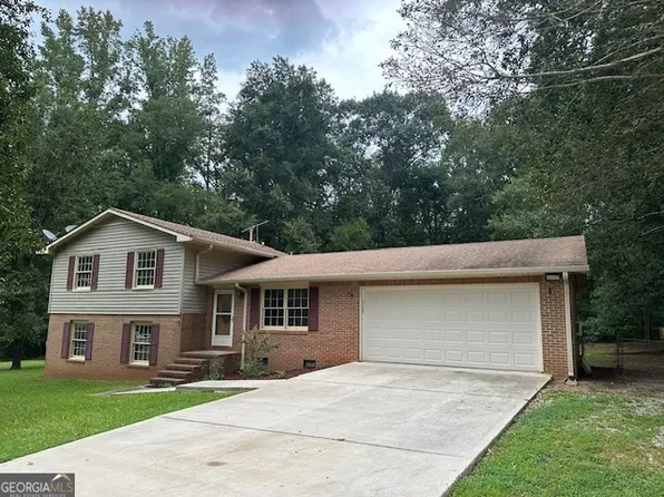 1972 Pinecrest Dr, Griffin, GA 30223