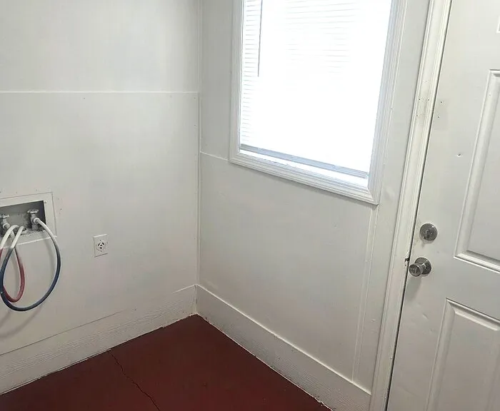 19 Woodlawn Ave #1 — Photo 10