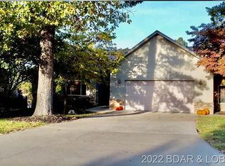 5817 Cobblestone Dr, Osage Beach, MO 65065