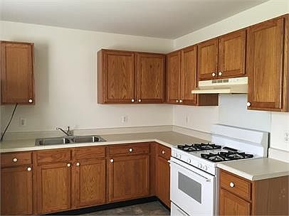 1st image of 3615 Orchard Dr APT 11