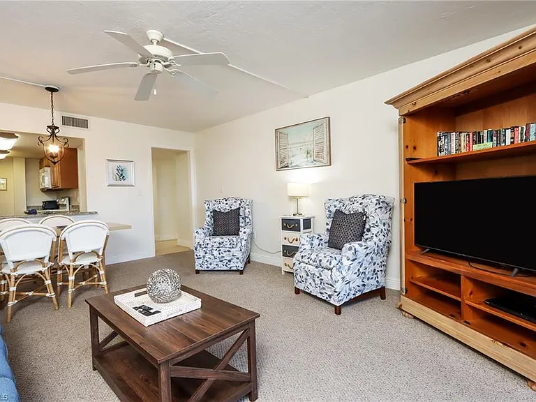 11 Bluebill Ave #103 — Photo 4