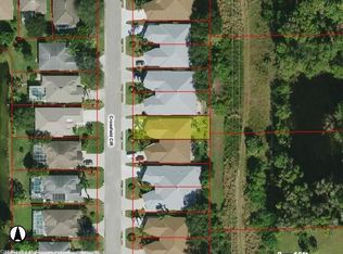 491 Crossfield Cir, Naples, FL 34104