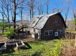 624 Fox Tower Rd, Brevard, NC 28712