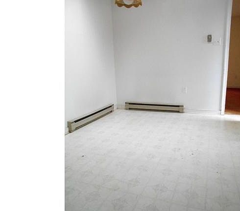 3rd image of 1519 Milton St