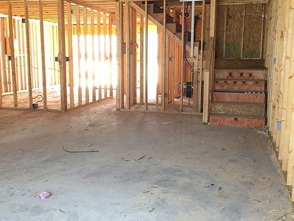 2nd image of 718 Leela Ct