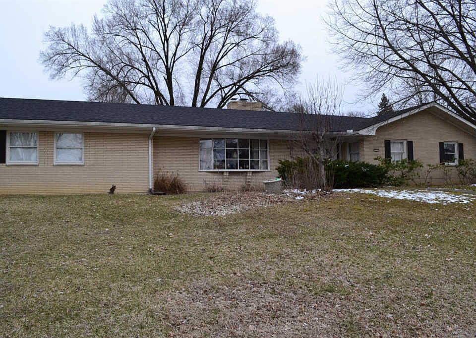 1st image of 424 Doverdale Dr