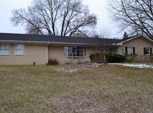 424 Doverdale Dr, Monroe, OH 45050